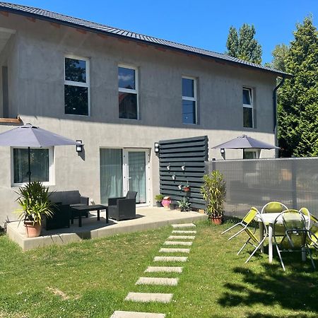 Marton Apartman Balatonszárszó Exterior foto
