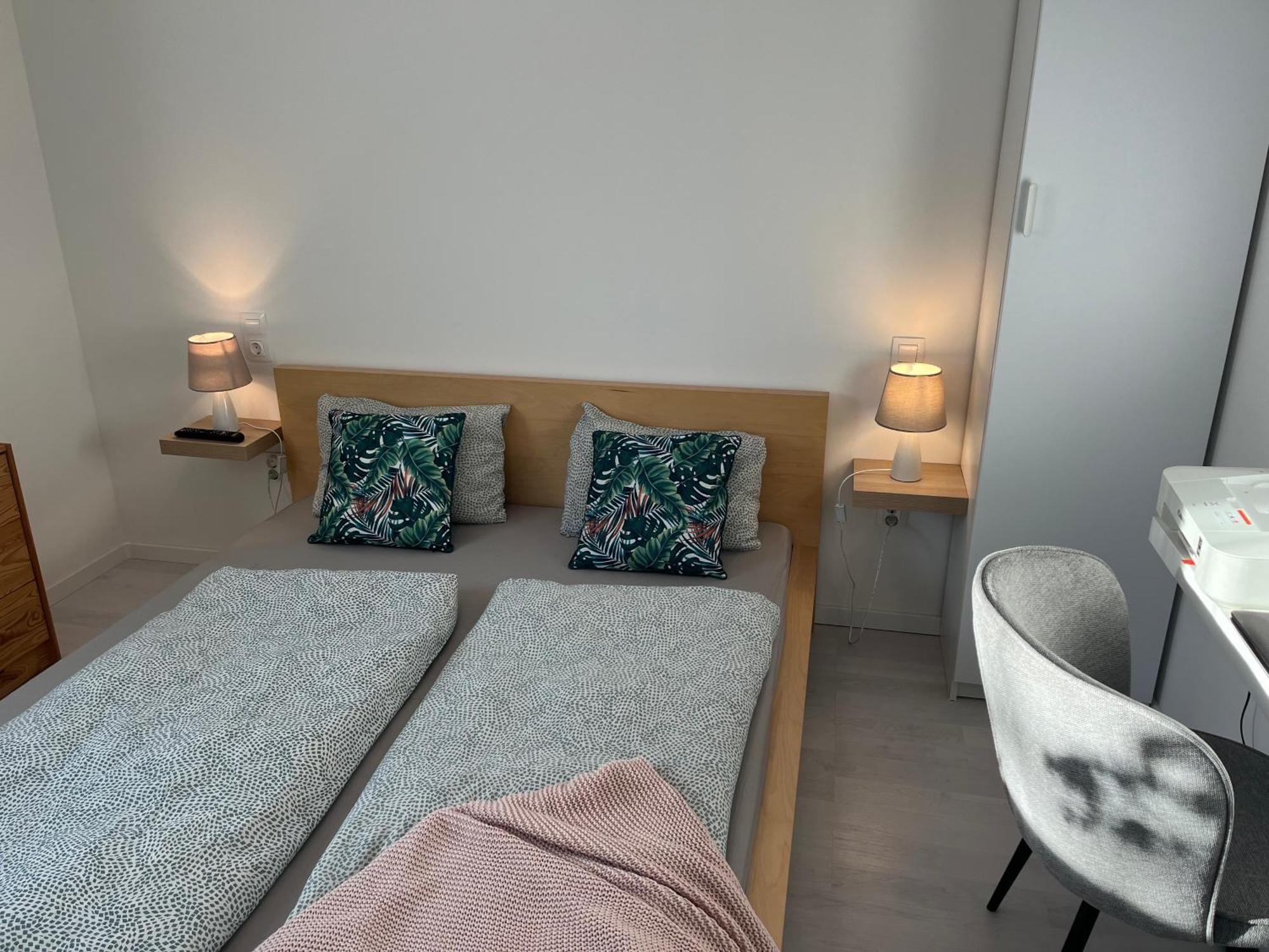 Marton Apartman Balatonszárszó Exterior foto